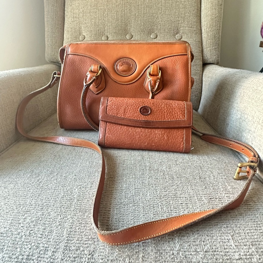 Dooney and Bourke matching shoulder purse and wallet
